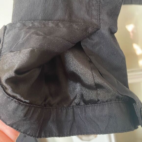 Tahari women’s black long sleeve motorcycle jacket front button collarless - Picture 11 of 12